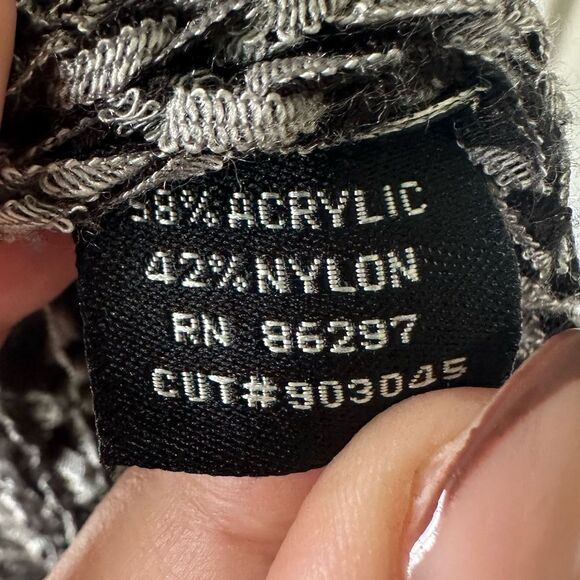 BCBG Maxazia Two-Tone Black Off White Crochet Cap Sleeve Tie Long Cardigan L - Picture 8 of 9